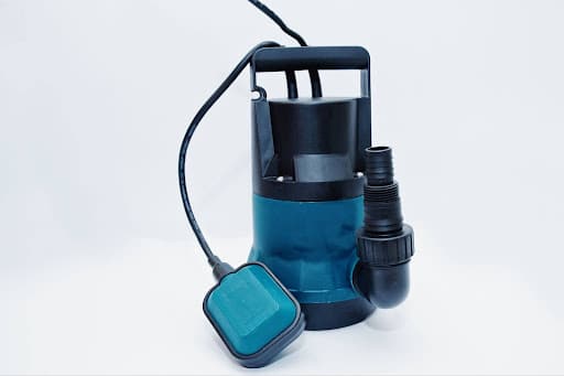 Submersible pump with float switch for efficient water drainage and removal solutions.